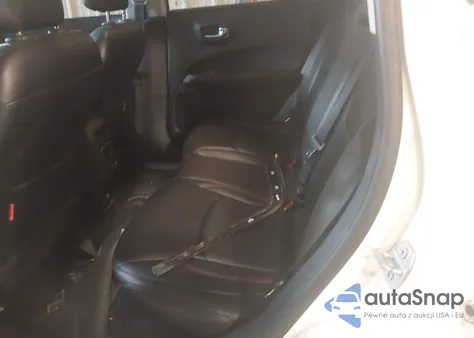 2018 Jeep Compass Trailhawk 4X4 из США, поврежденный, VIN 3C4NJDDB9JT501558